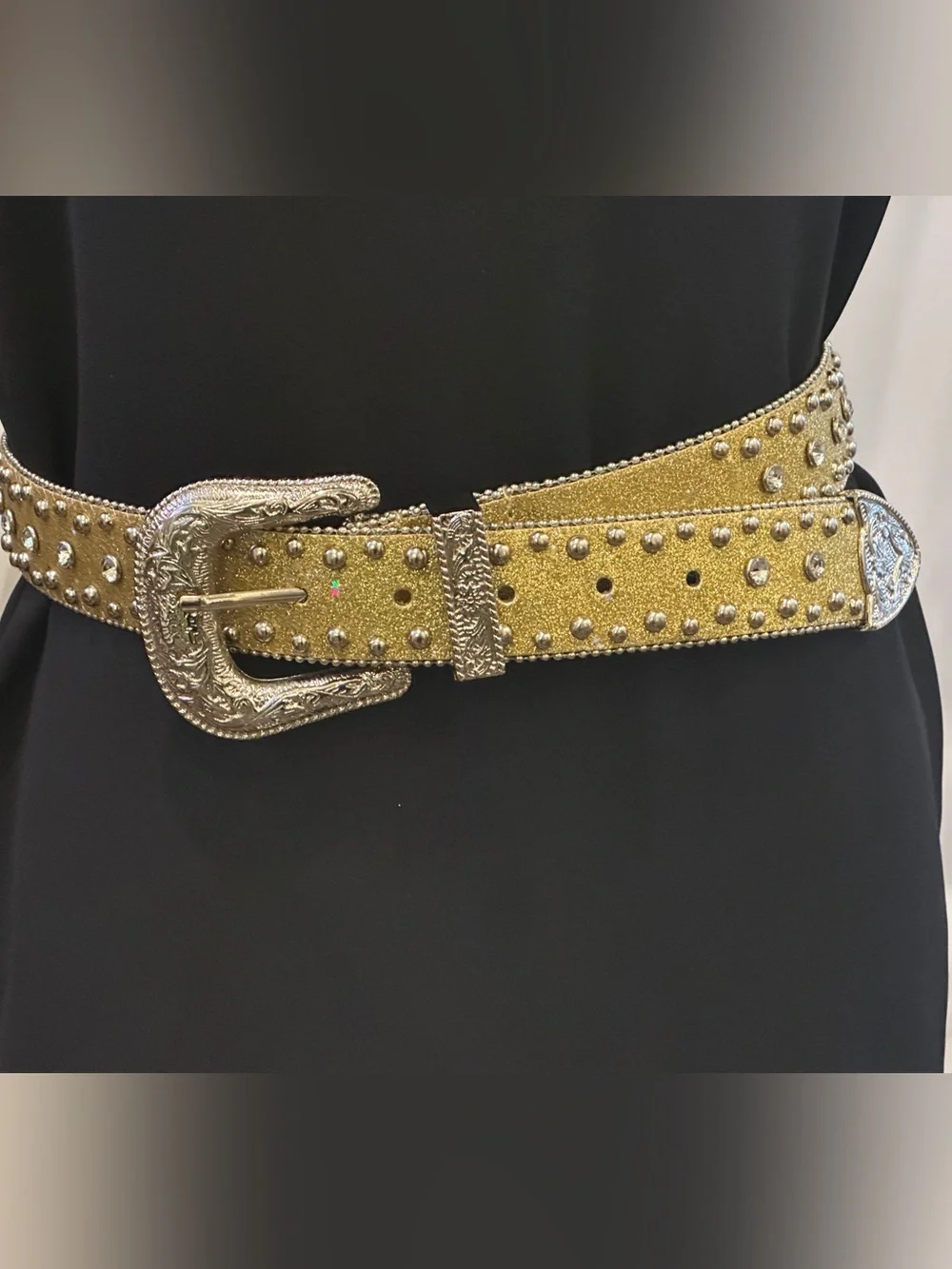 GUESS J Western Gold Studded / Silver Buckle Rhinestone Belt Size Small